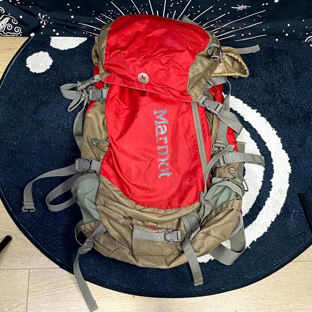 Marmot Eiger 48 Hiking Backpack Brown Adjustable Straps Camping Outdoor Climbing